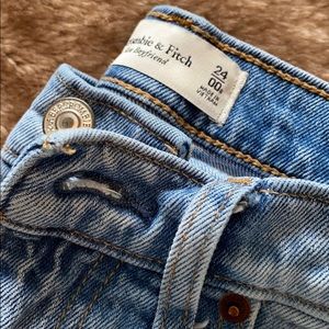 Abercrombie Boyfriend Jeans